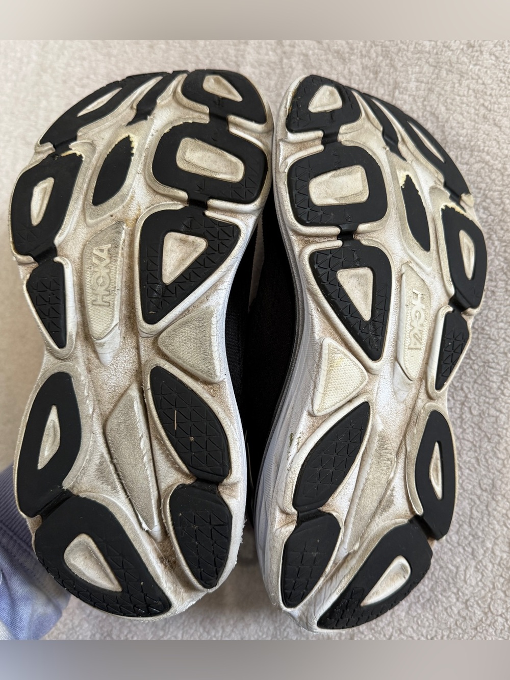 Hoka Bondi 8 Womens Sneakers Running Shoes Size 7.5 Black/White Athletic - Picture 12 of 13